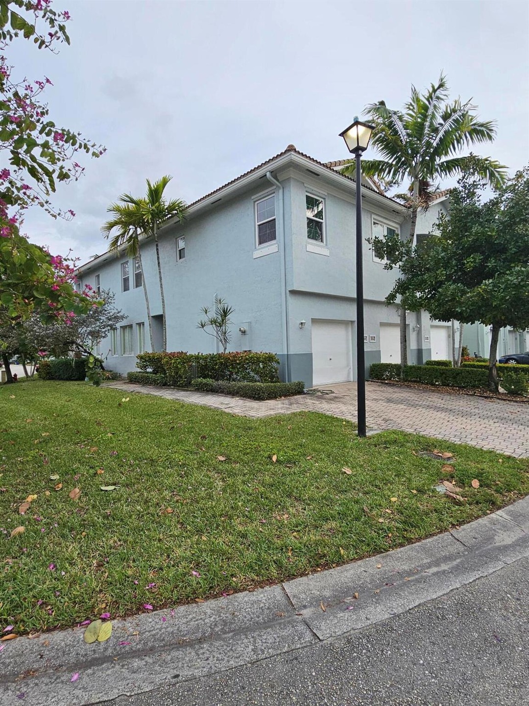 3062 Laurel Ridge Cir, Riviera Beach, FL 33404 - photo 1