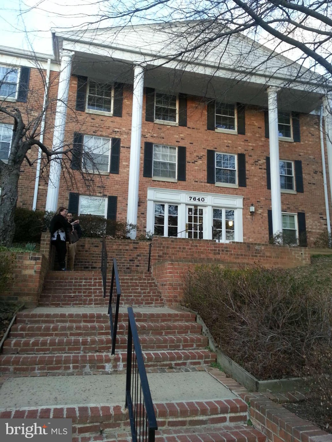 7640 Tremayne Place unit 212, McLean, VA 22102 - photo 1