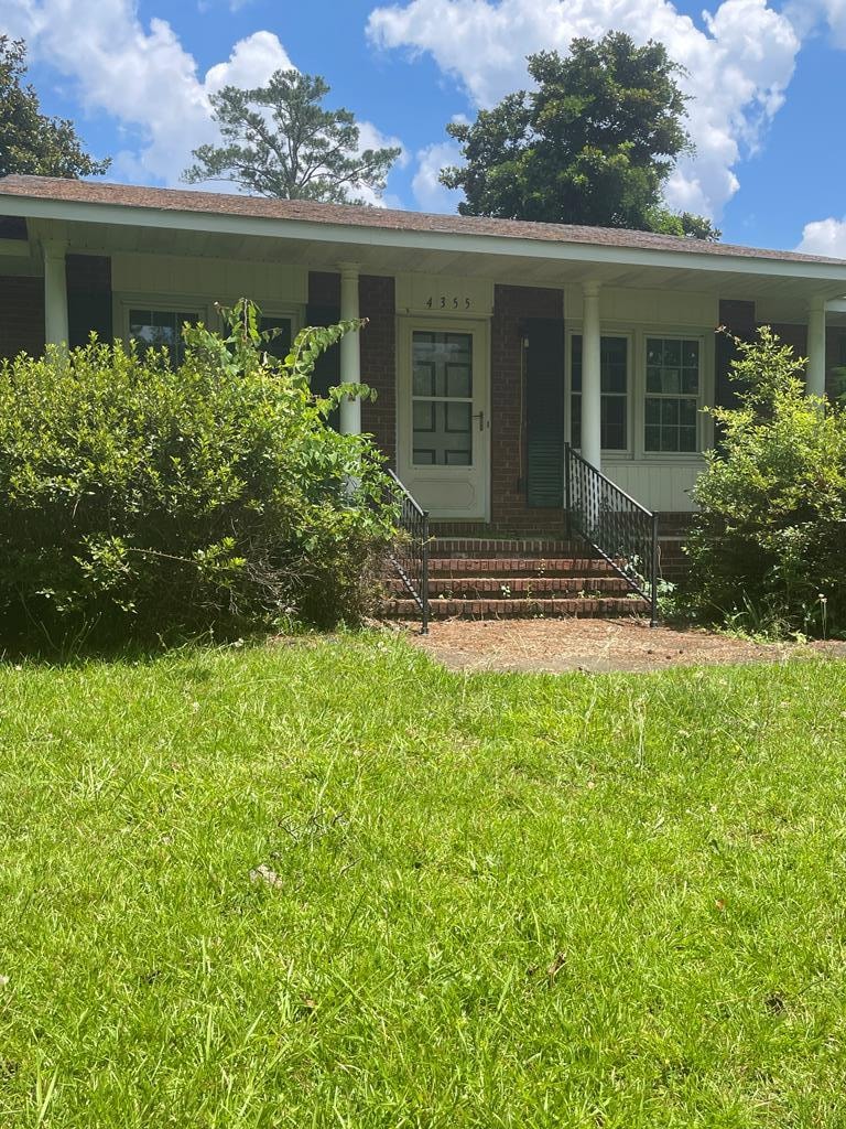 For Sale $139,900 • Co-Listing Agent