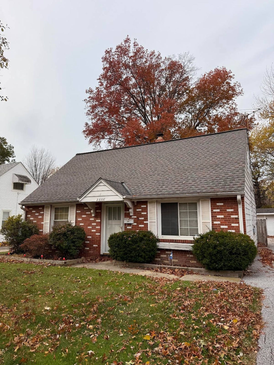 23337 Williams Ave, Euclid, OH 44123 - photo 1