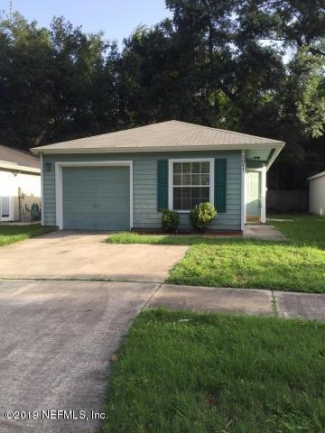 5641 Ellis Trace Dr, Jacksonville, FL 32205 - photo 1