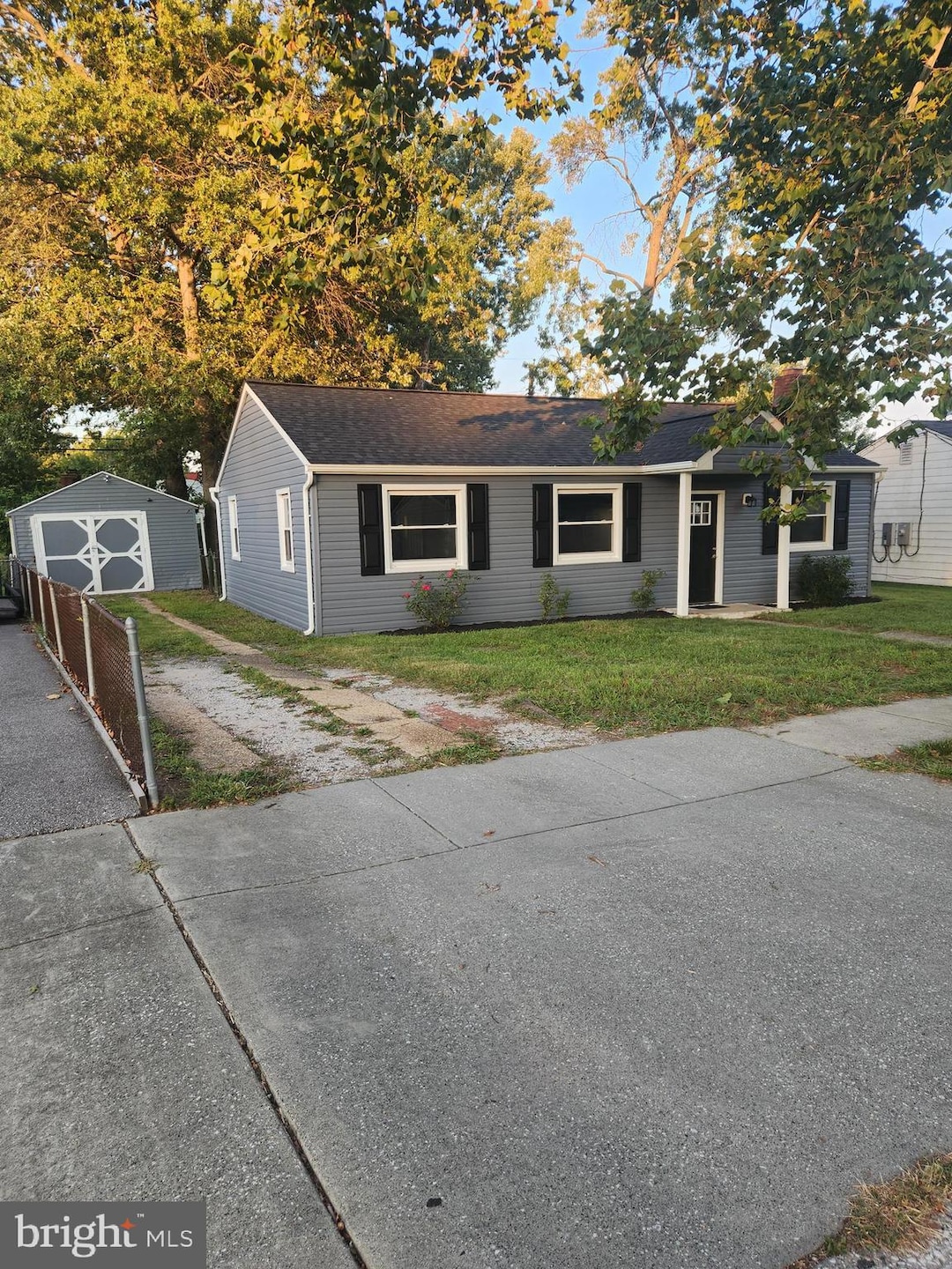 1002 Edgerly Rd, Glen Burnie, MD 21060 - photo 1