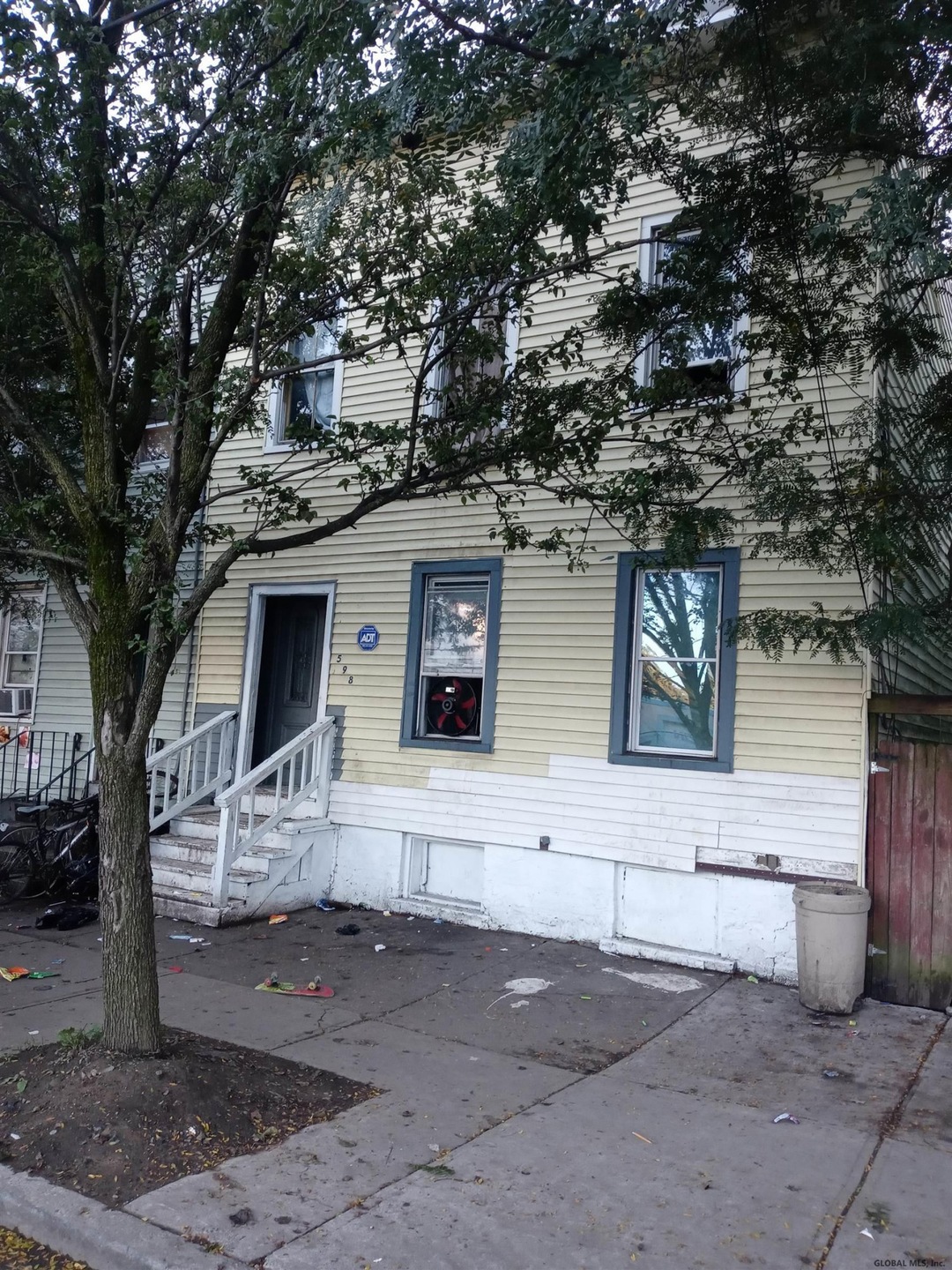 598 Livingston Ave, Albany, NY 12206 - photo 1