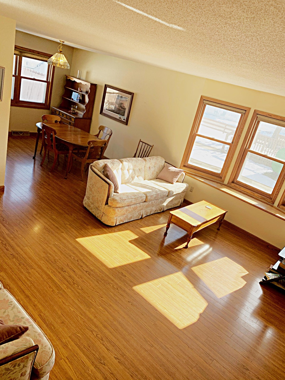 Main floor LR