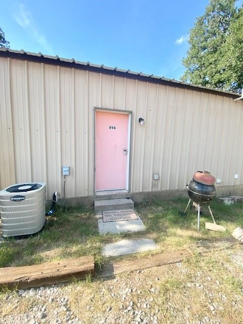 896 E Reno Rd, Azle, TX 76020 - photo 1