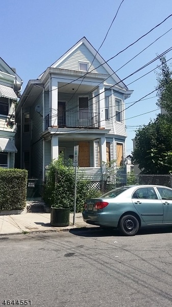 289 Hamilton Ave, Paterson, NJ 07501 - photo 1