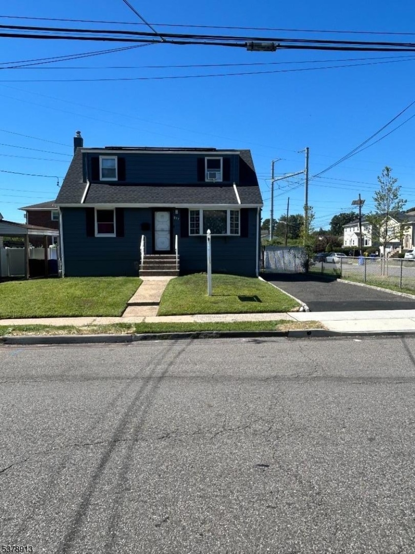 217 Chandler Ave, Linden, NJ 07036 - photo 1