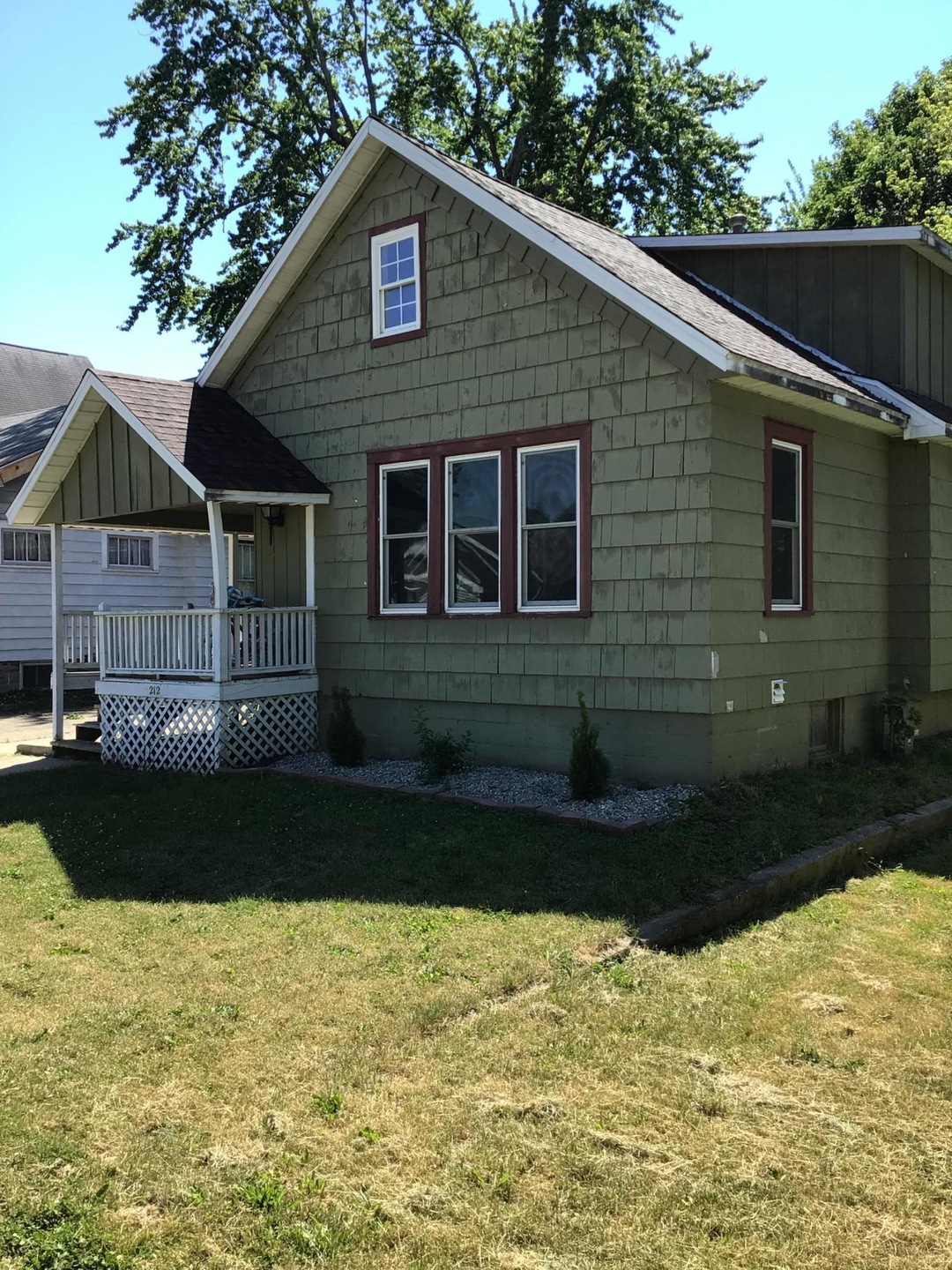 212 N Cleveland Ave, Galien, MI 49113 - photo 1