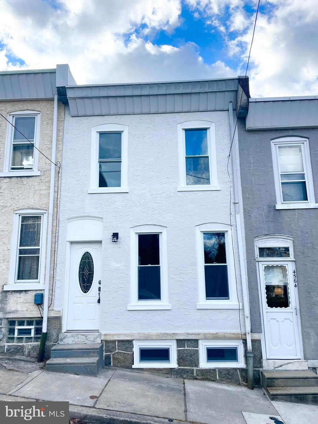 4562 Fleming St, Philadelphia, PA 19128 - photo 1