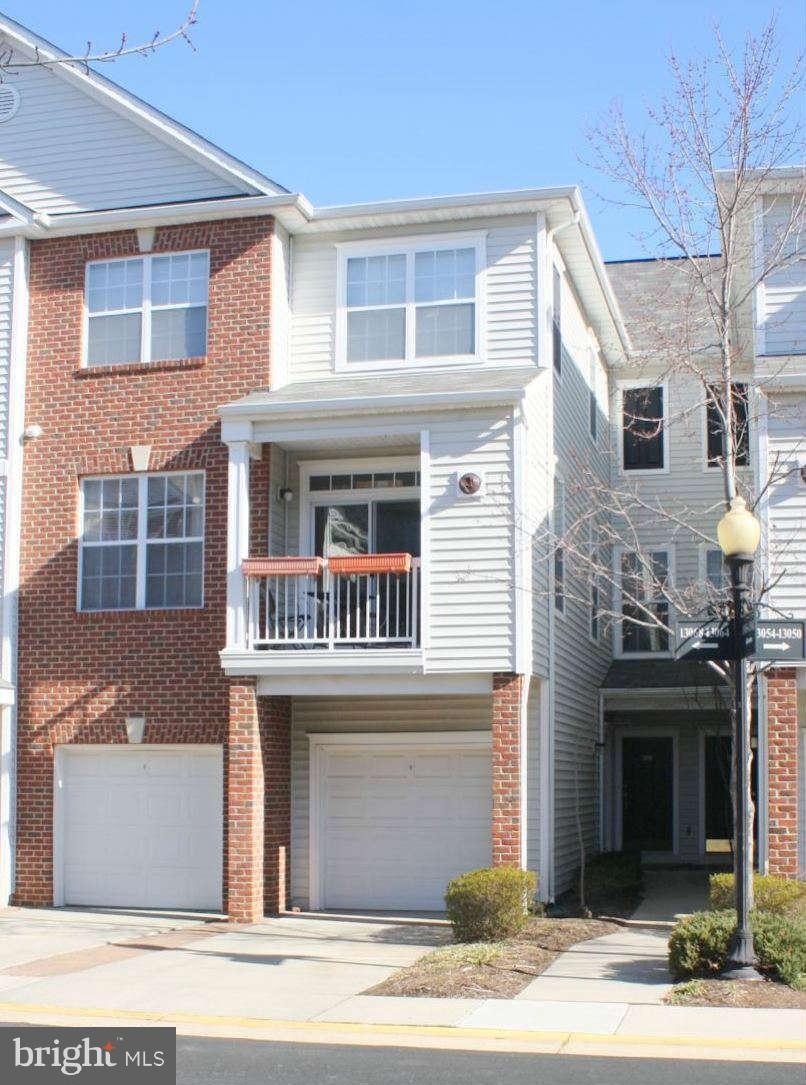 13062 Marcey Creek Rd, Herndon, VA 20171 - photo 1