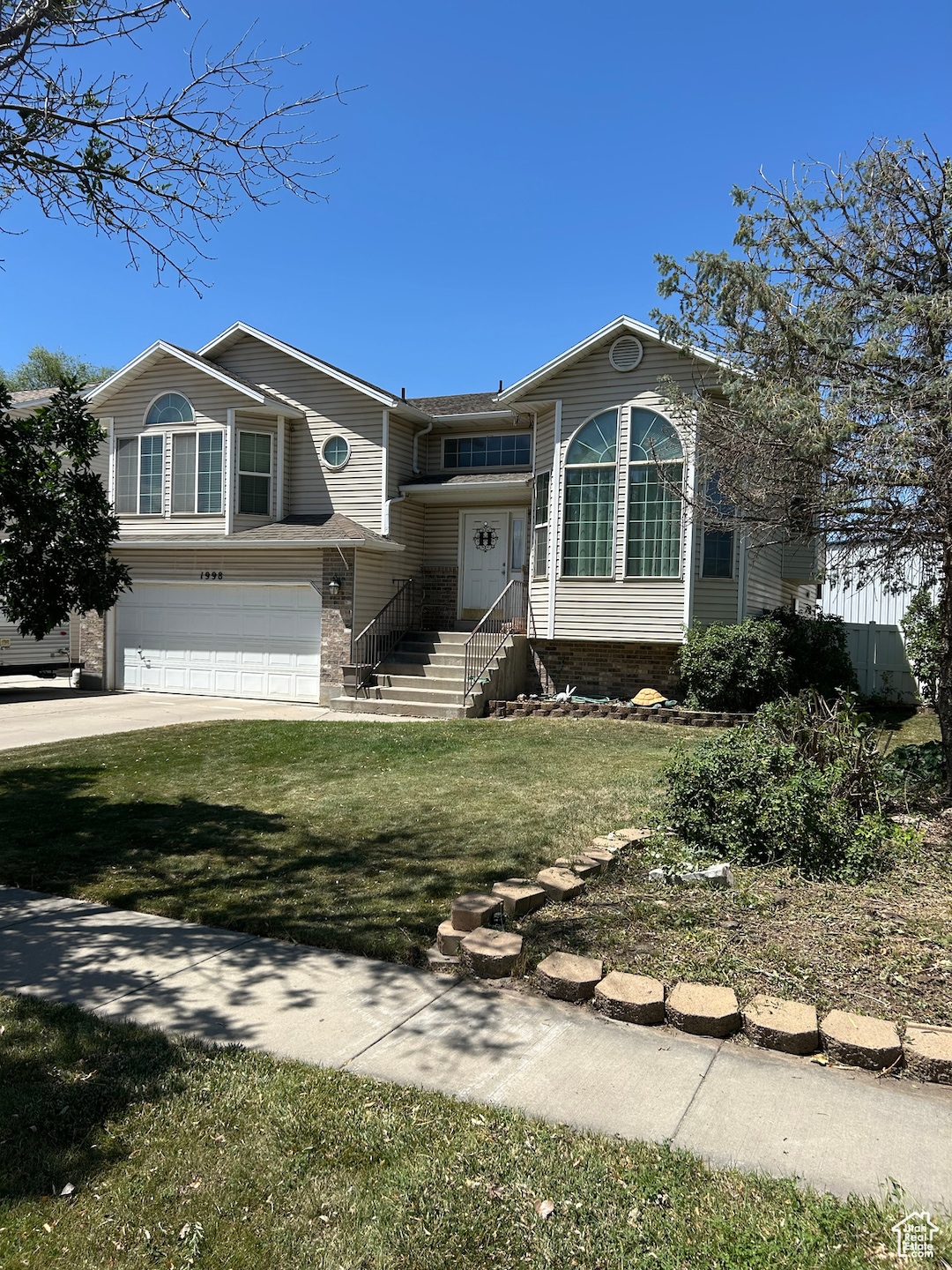 1998 S 1600 W, Woods Cross, UT 84087 - photo 1