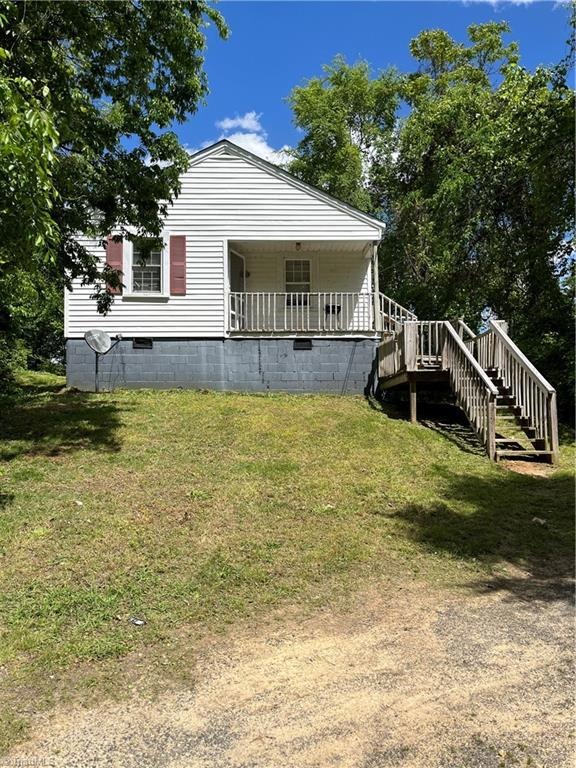 503 Warriner St, Reidsville, NC 27320 - photo 1