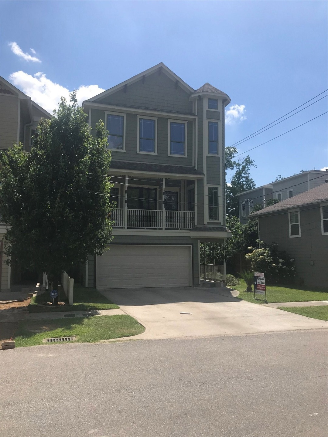 2620 Arlington St, Houston, TX 77008 - photo 1