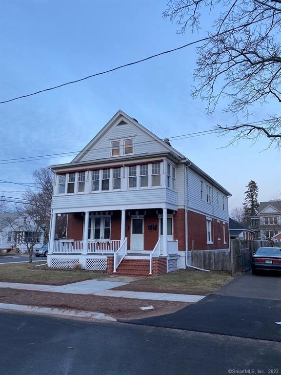 3 Washington Ave unit 1, Enfield, CT 06082 - photo 1