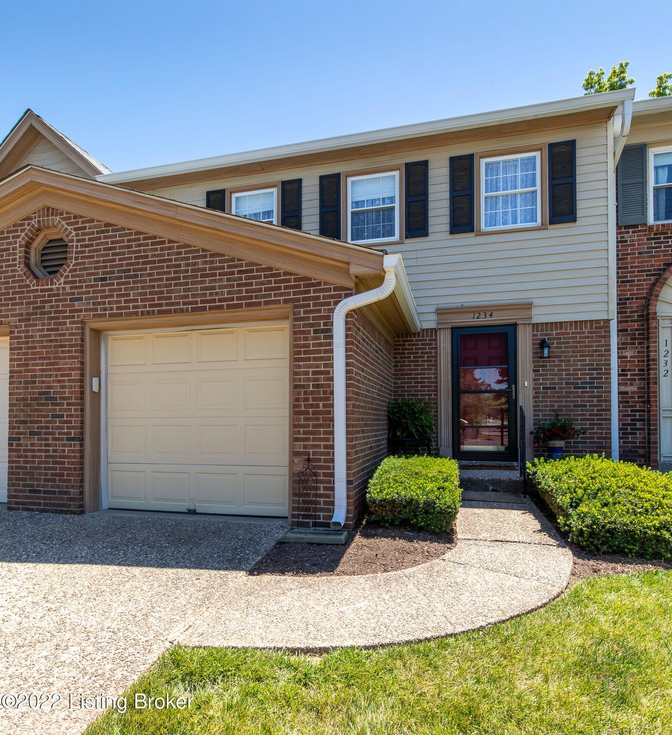 1234 Inverary Ct