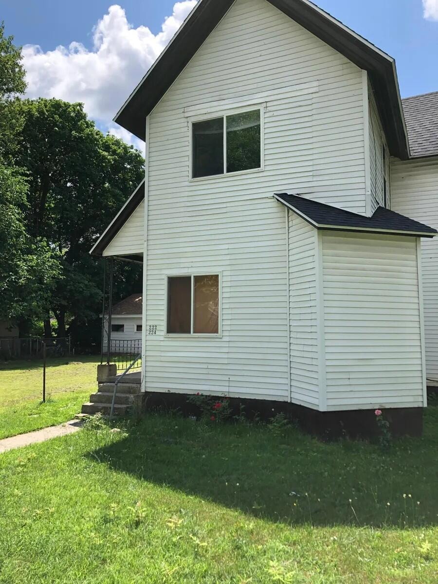 224 Burton St SW, Grand Rapids, MI 49507 - photo 1