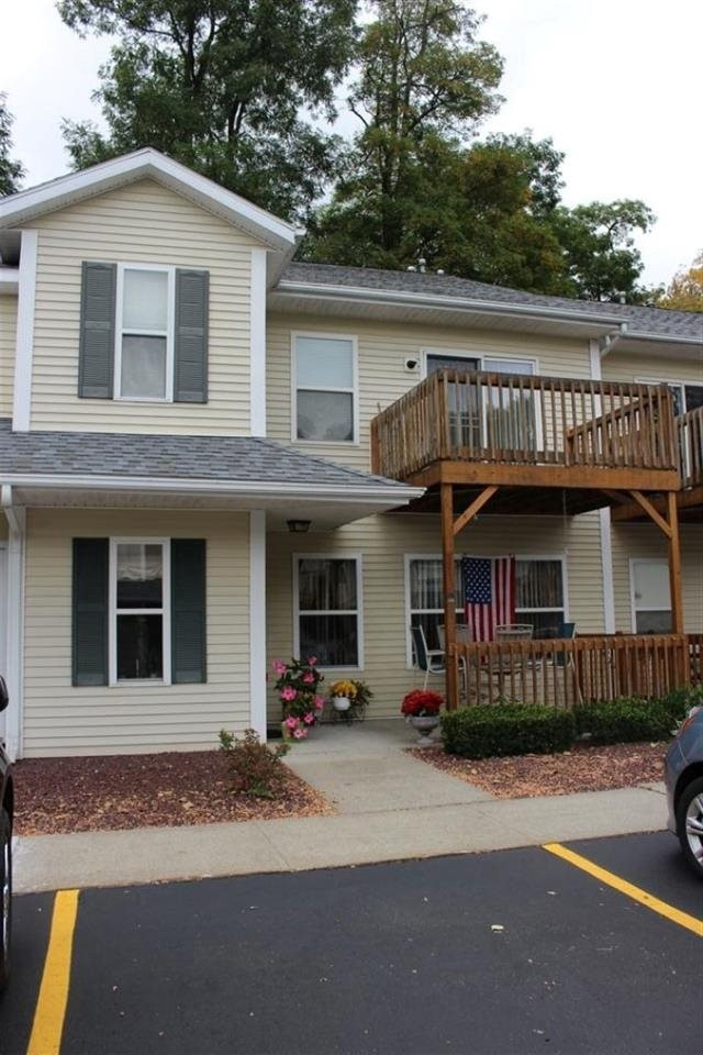 1903 Cambridge Manor Dr unit 1903, Schenectady, NY 12302 - photo 1