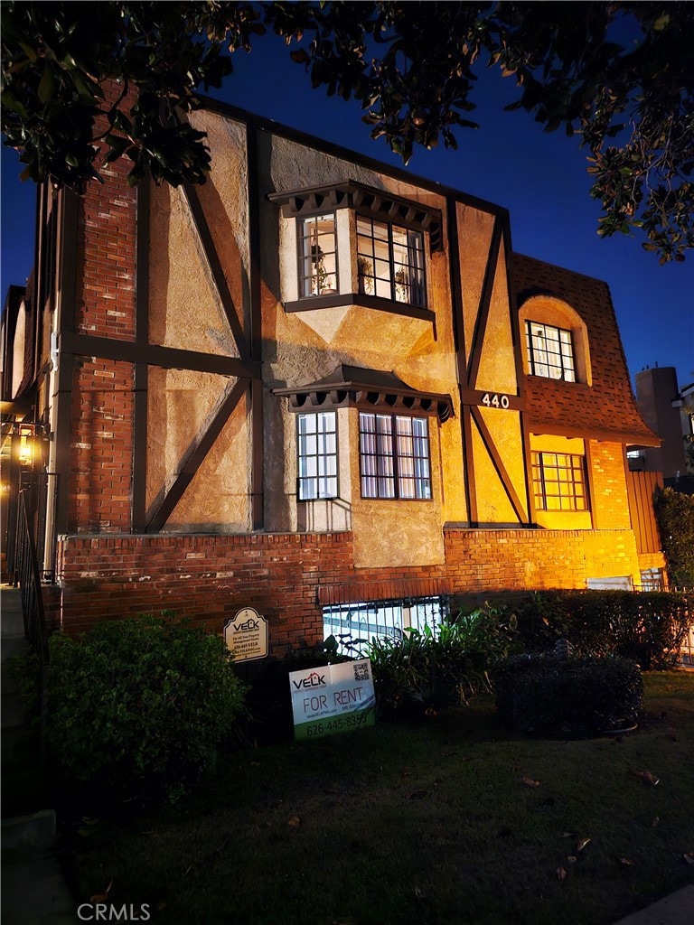 440 W Dryden St unit H, Glendale, CA 91202 - photo 1