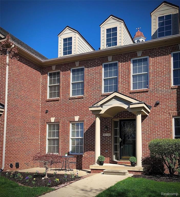 Sold $232,500 • Co-Listing Agent