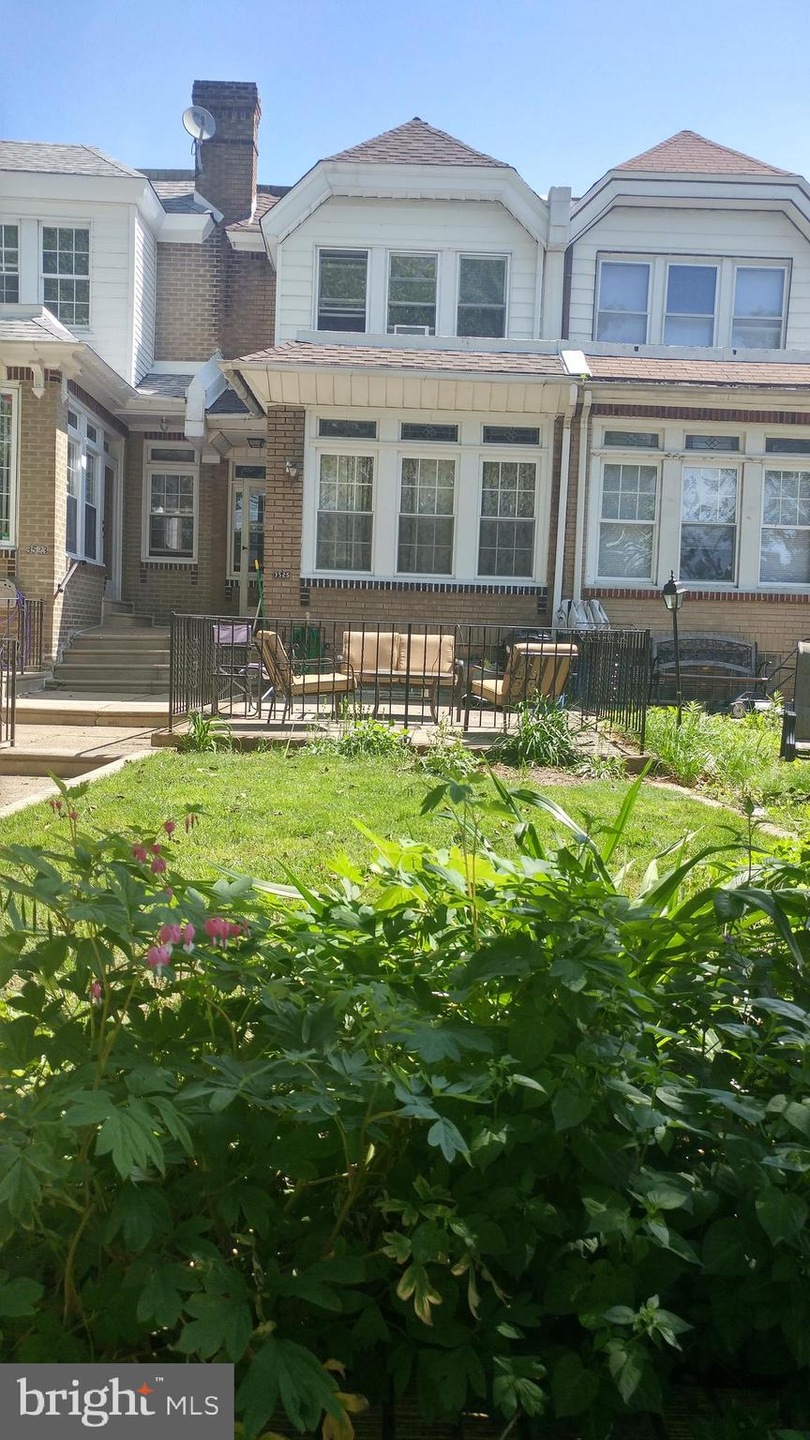 3525 Oakmont St, Philadelphia, PA 19136 - photo 1