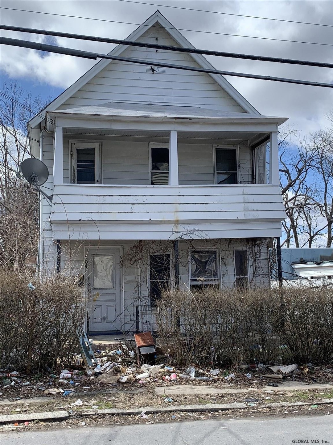 902 Congress St, Schenectady, NY 12303 - photo 1