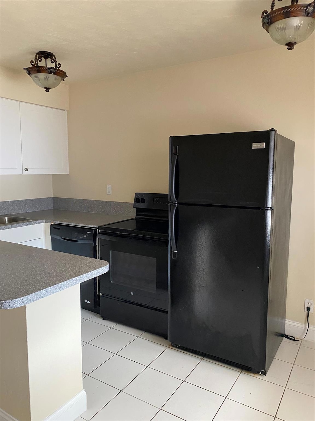 For Rent $1,700/month