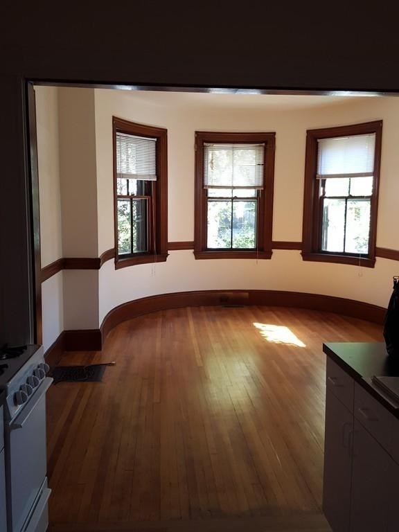 70 Mount Vernon St unit 1, Cambridge, MA 02140 - photo 1