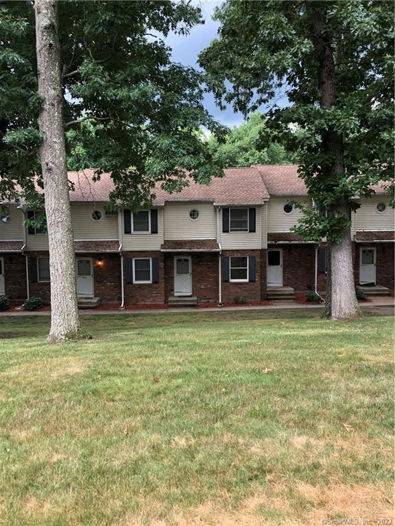 20 Cranberry Hollow unit 20, Enfield, CT 06082 - photo 1