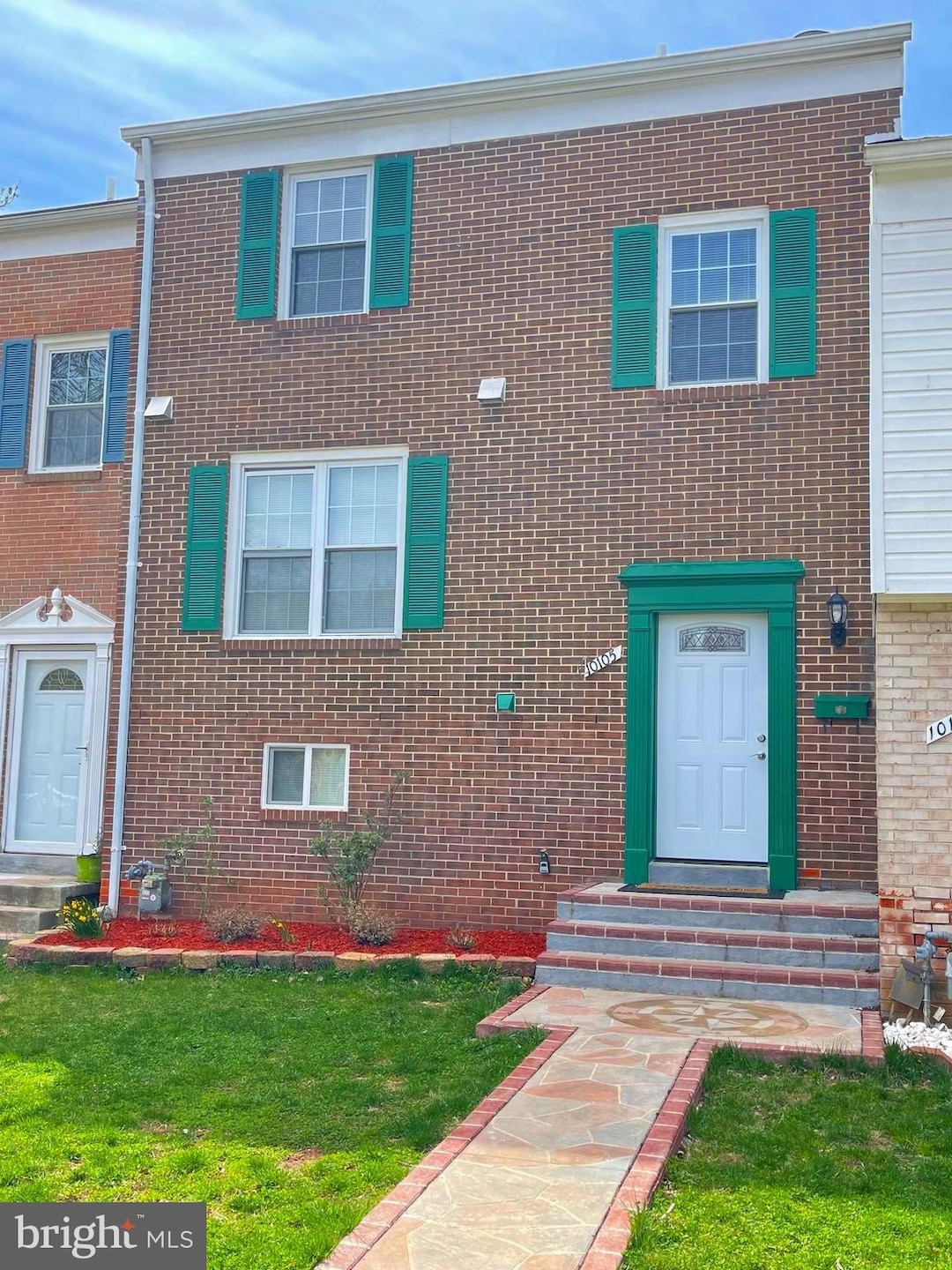 10105 Henry Ct, Manassas, VA 20109 - photo 1