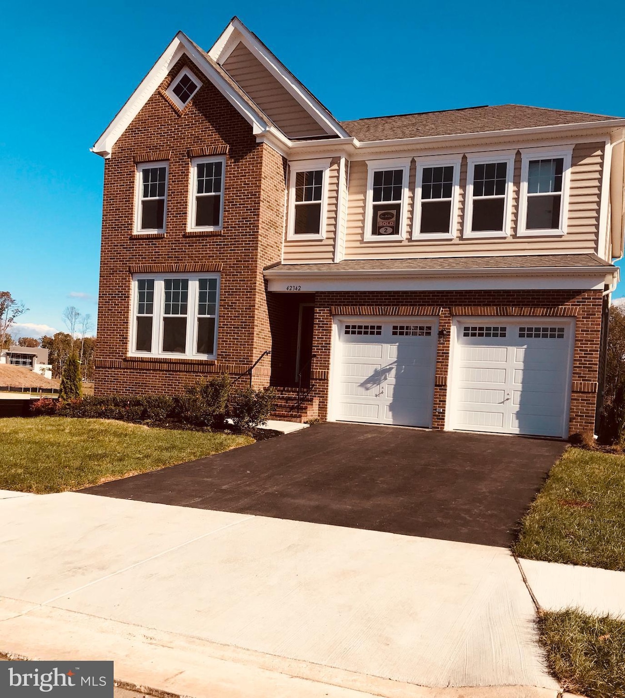 42342 Leeds Field Dr, Chantilly, VA 20152 - photo 1