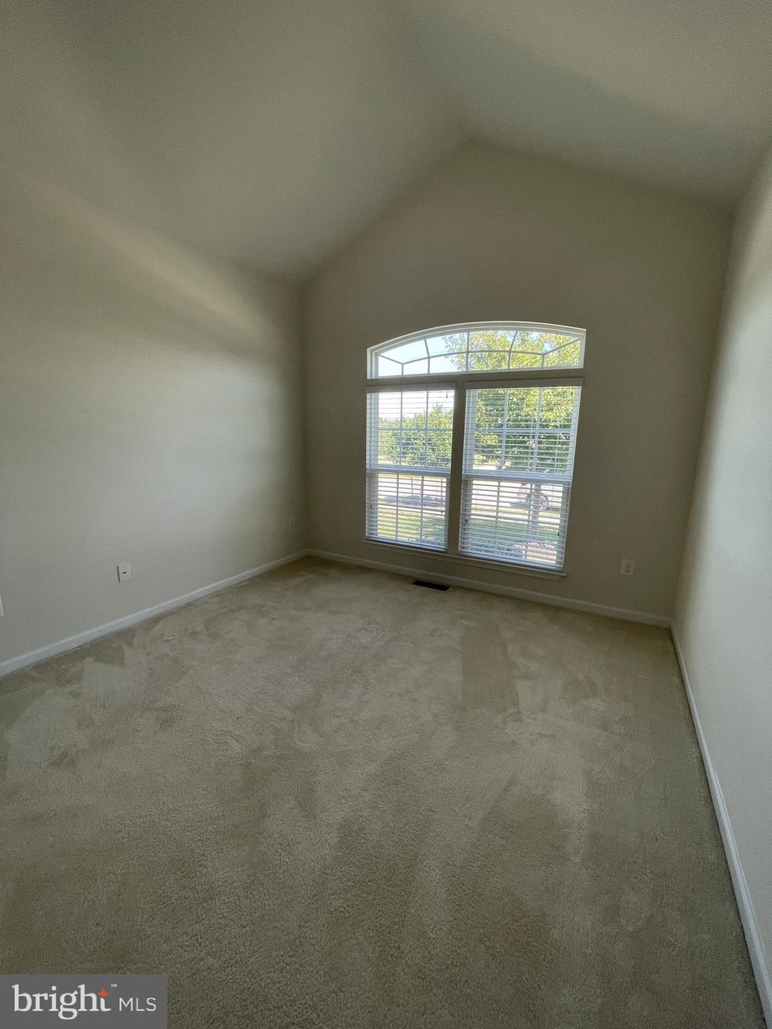 290 Mountain Laurel Blvd, Ranson, WV 25438 - photo 1