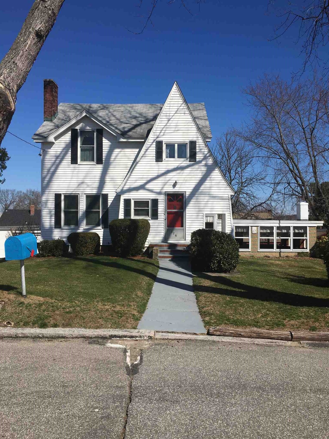 176 Norfolk St, Manchester, NH 03103 - photo 1