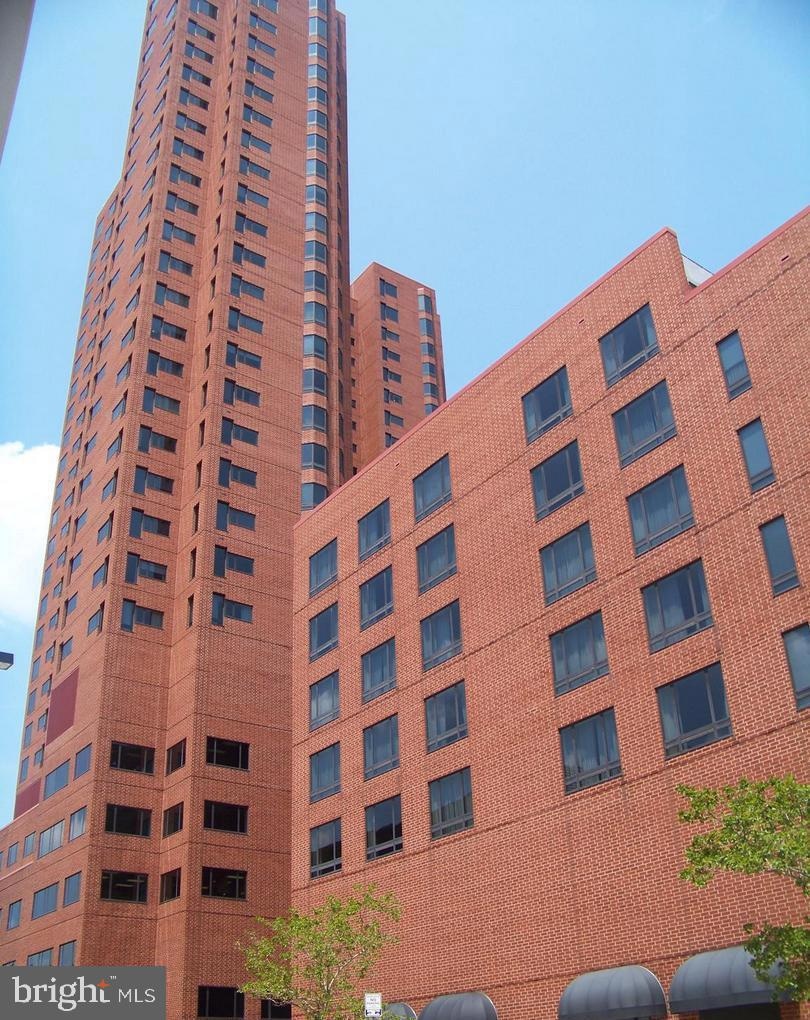 For Sale $295,000 • Co-Listing Agent