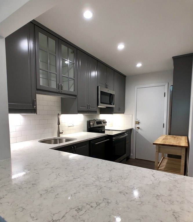 804 Centre St unit 202, Jamaica Plain, MA 02130 - photo 1