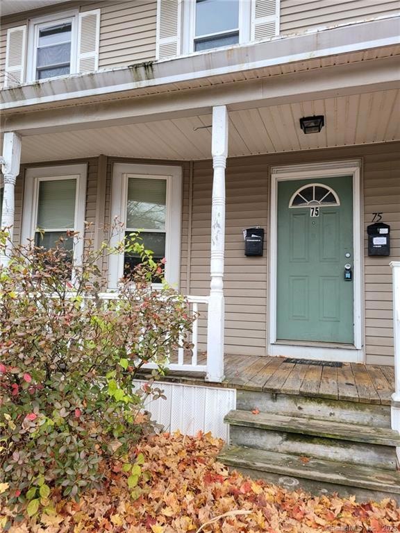 75 Windsor St unit B, Enfield, CT 06082 - photo 1