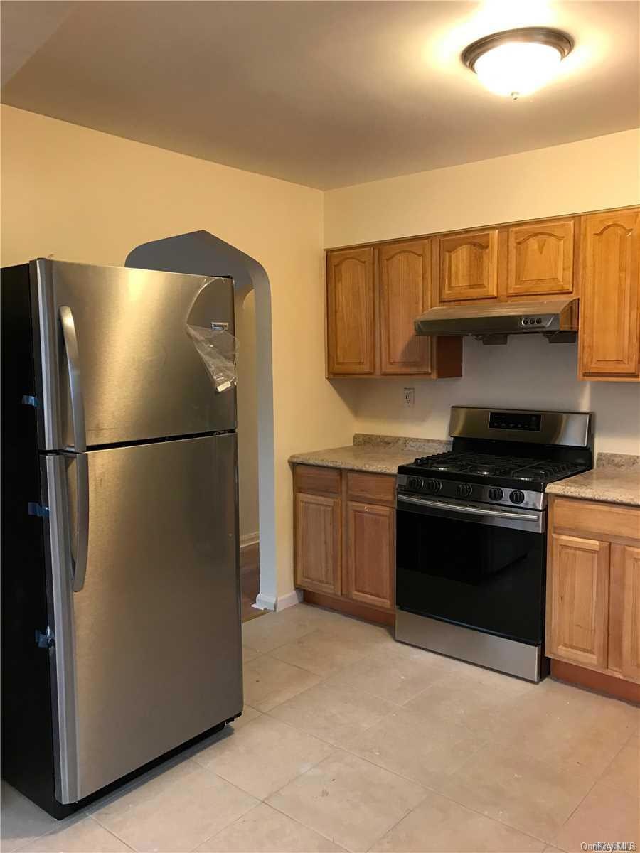 13640 58th Ave unit 1, Flushing, NY 11355 - photo 1