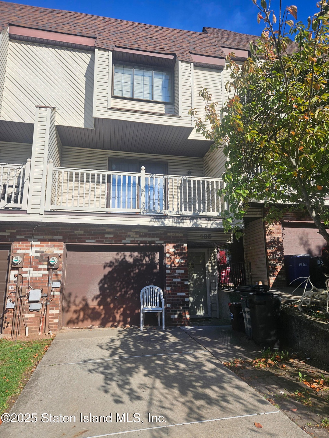 135 Russek Dr unit 43, Staten Island, NY 10312 - photo 1