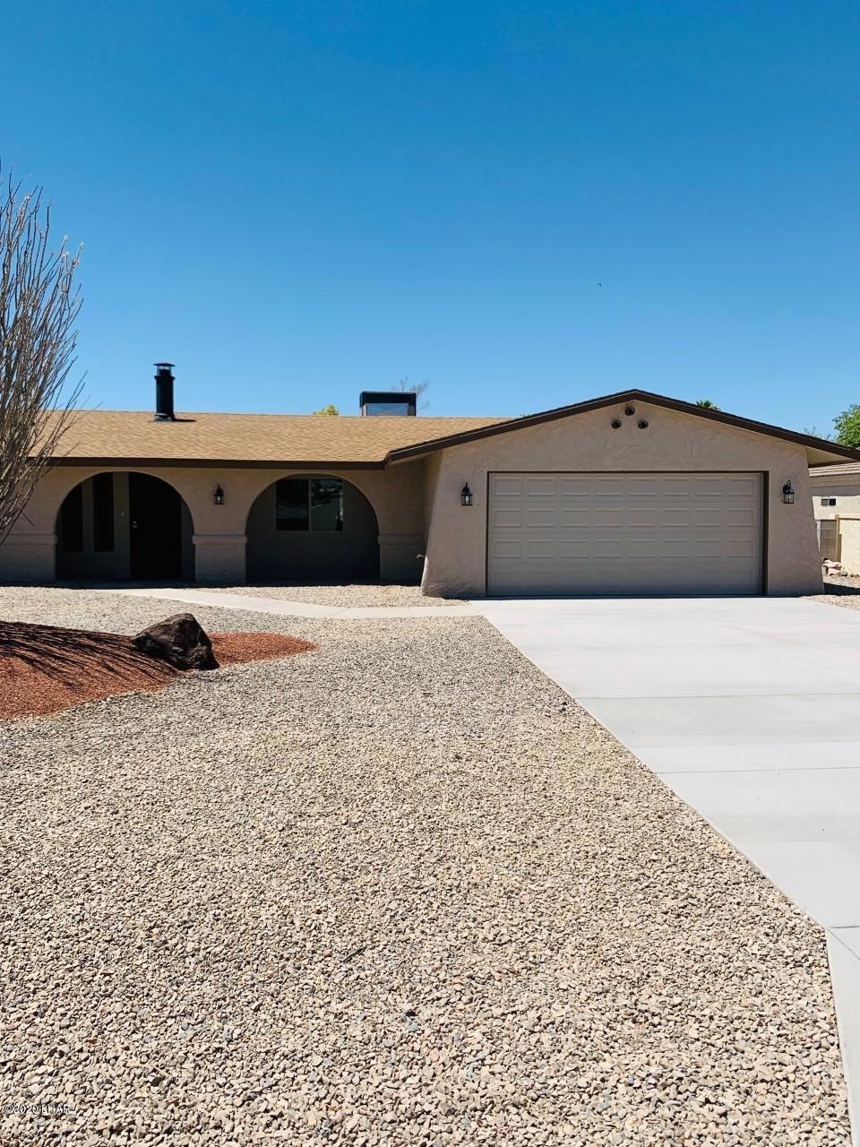 301 Cottonwood Dr photo 2