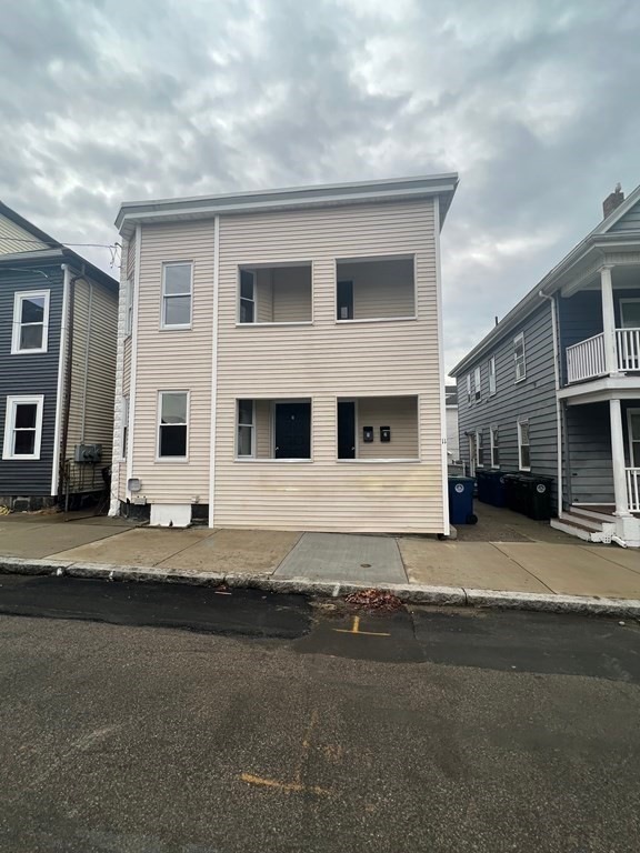 11 Salem St unit 1, Salem, MA 01970 - photo 1