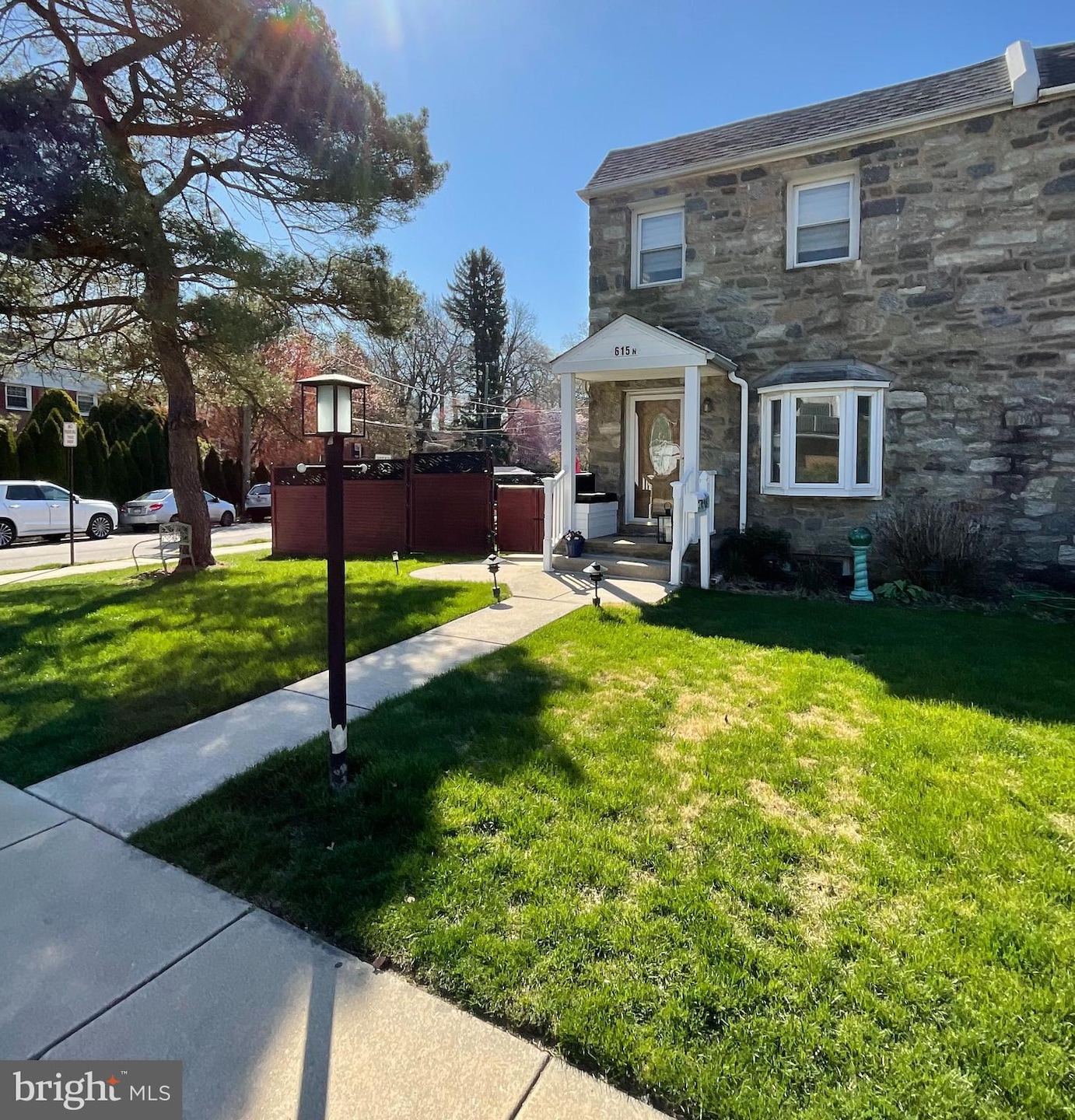 615 N Manoa Rd, Havertown, PA 19083 - photo 1