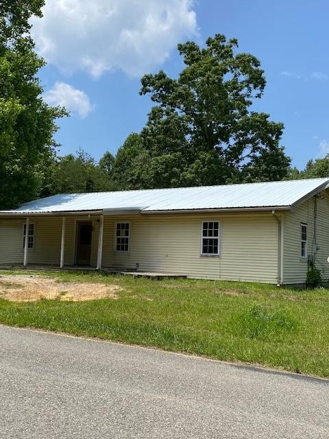 727 Besstown Rd, Beersheba Springs, TN 37305 | MLS# RTC2574844