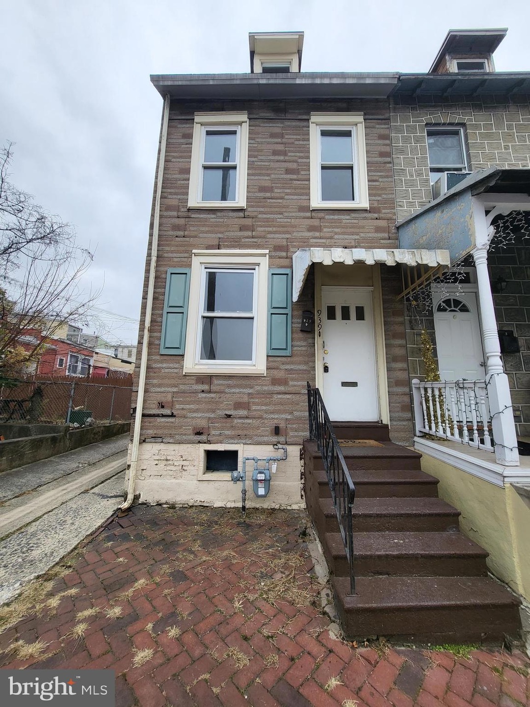 939 Locust St, Reading, PA 19604 - photo 1