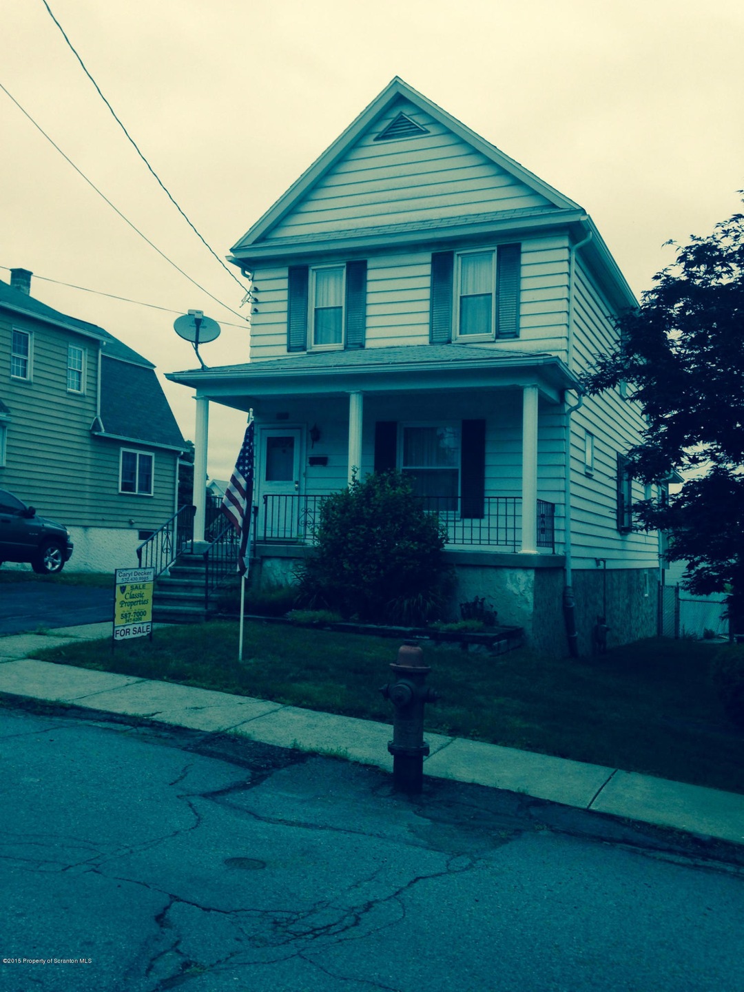 1140 W Locust St, Scranton, PA 18504 - photo 1