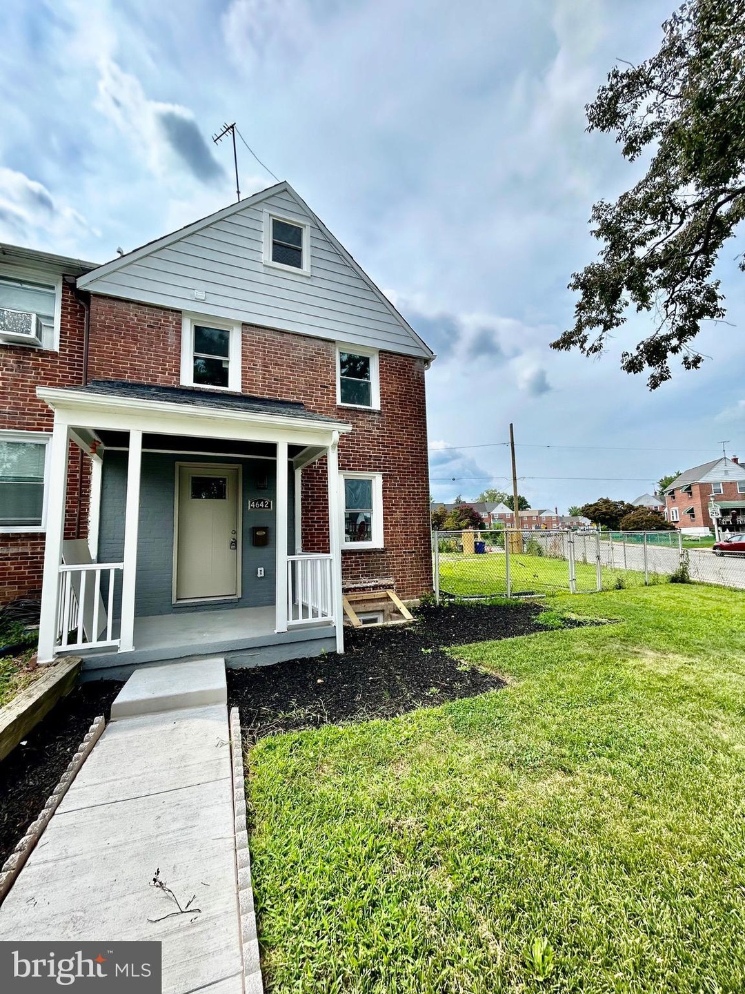 4642 Northwood Dr, Baltimore, MD 21239 - photo 1