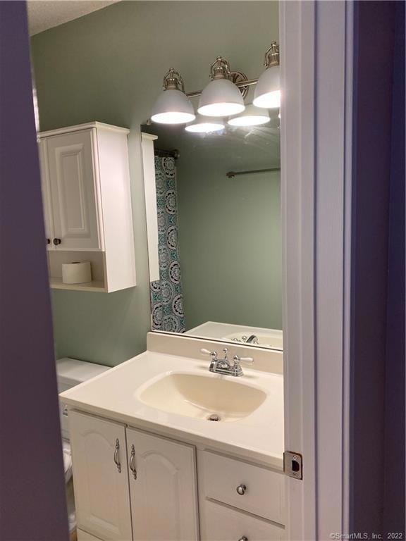 33 Foran Rd unit 6, Milford, CT 06460 - photo 1