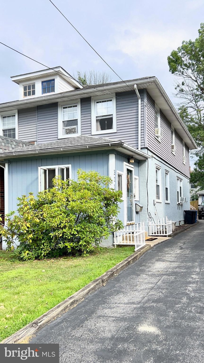 3214 Marshall Rd, Drexel Hill, PA 19026 - photo 1