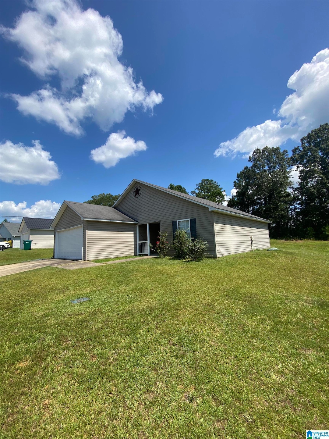 120 Hills Mine Ave, West Blocton, AL 35184 - photo 1