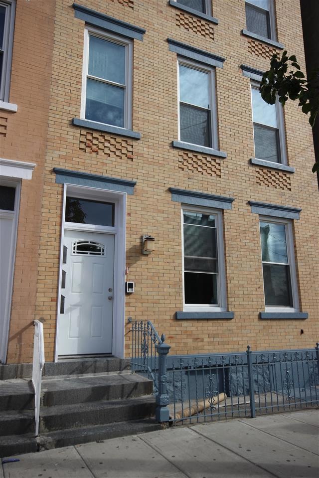 2906 New York Ave unit 2, Union City, NJ 07087 - photo 1