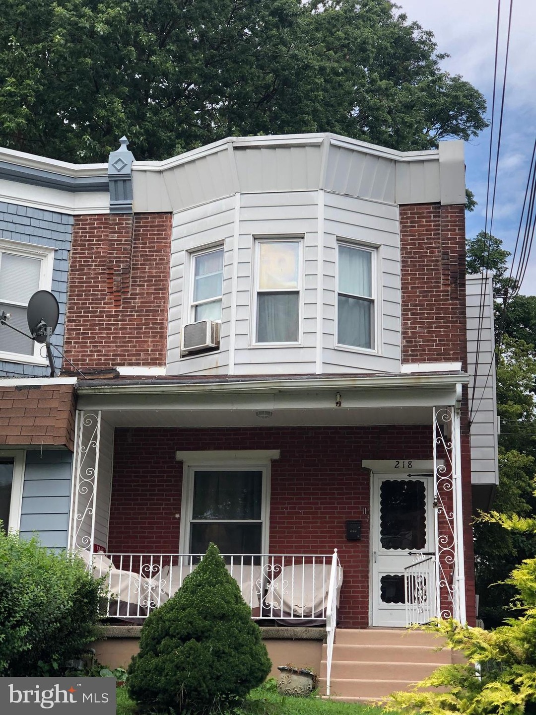 218 Hamilton Ave, Darby, PA 19023 - photo 1