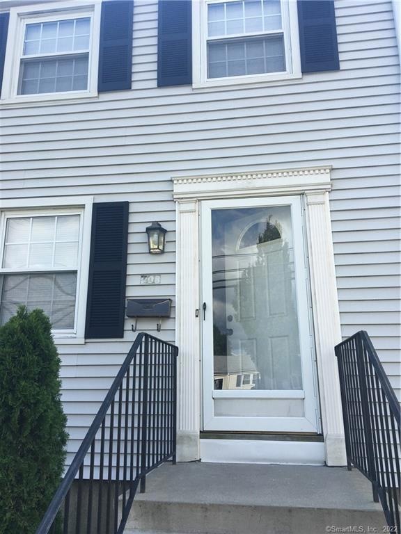 710 Reef Rd, Fairfield, CT 06824 - photo 1